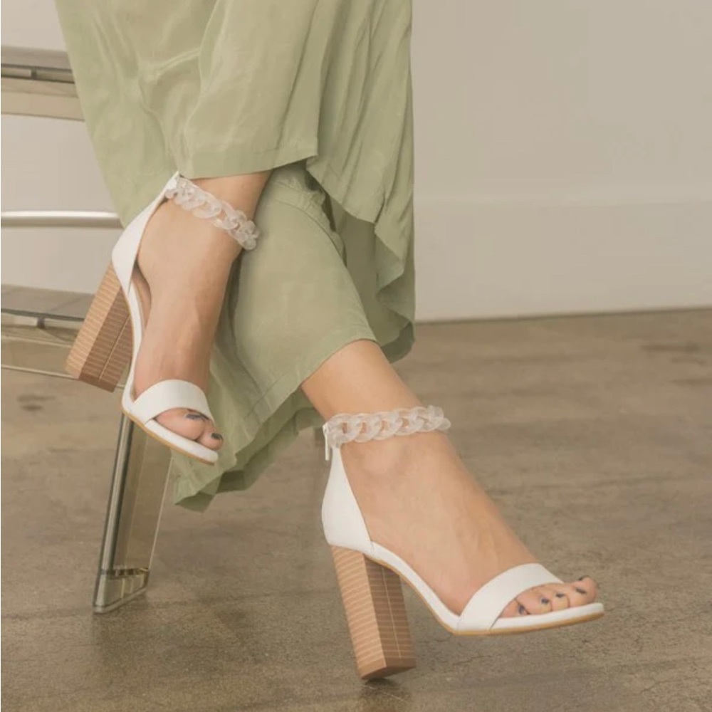 Oasis Society Josie Ankle Chain Heel (White) 7.5
